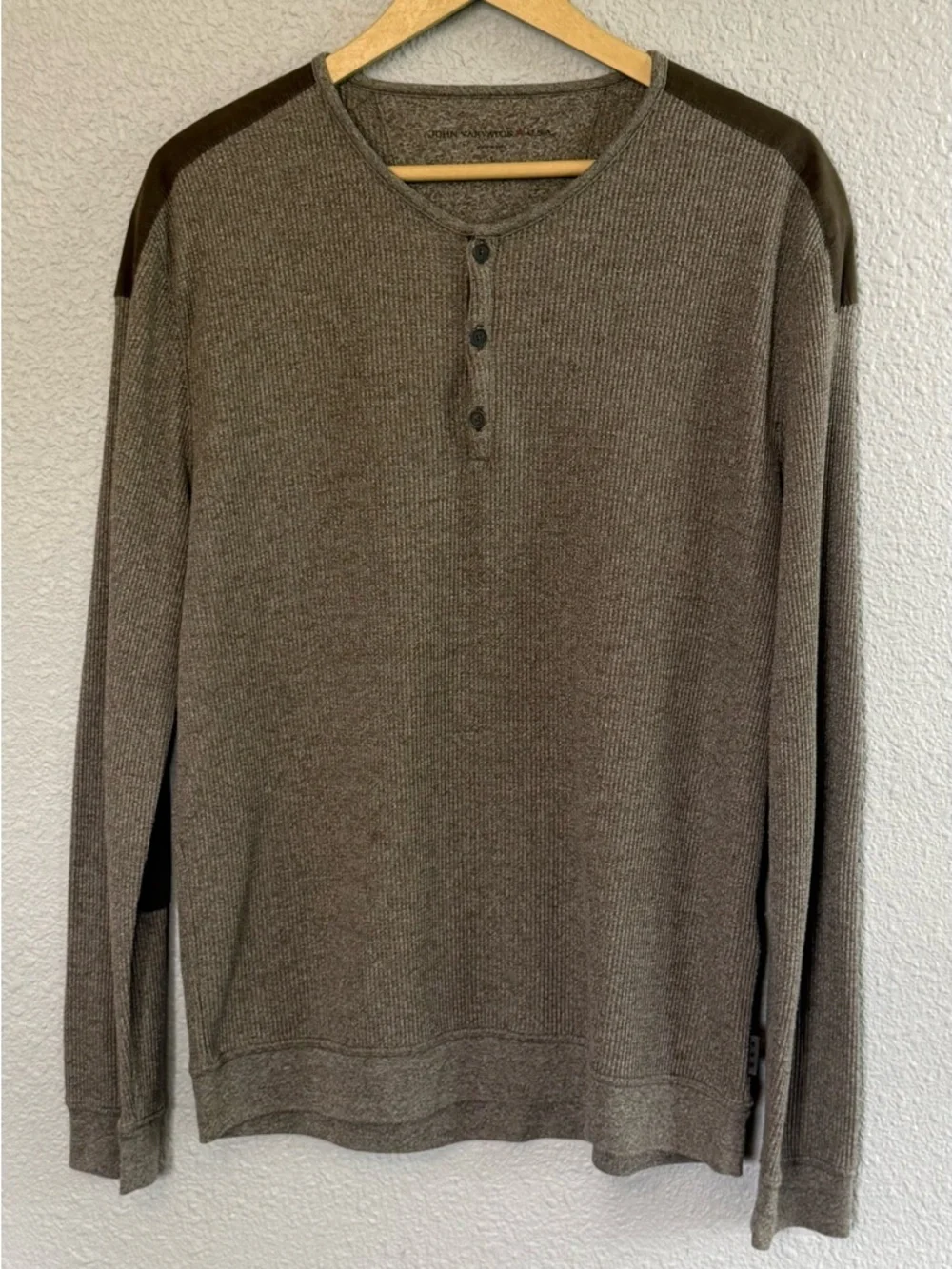 John Varvatos USA Waffle Knit Sweater size Large